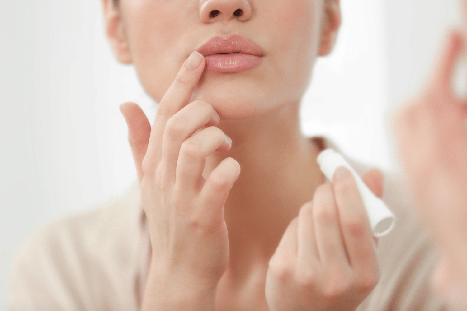 You are currently viewing Types and Benefits of CBD Lip Balm: All You Need to Know